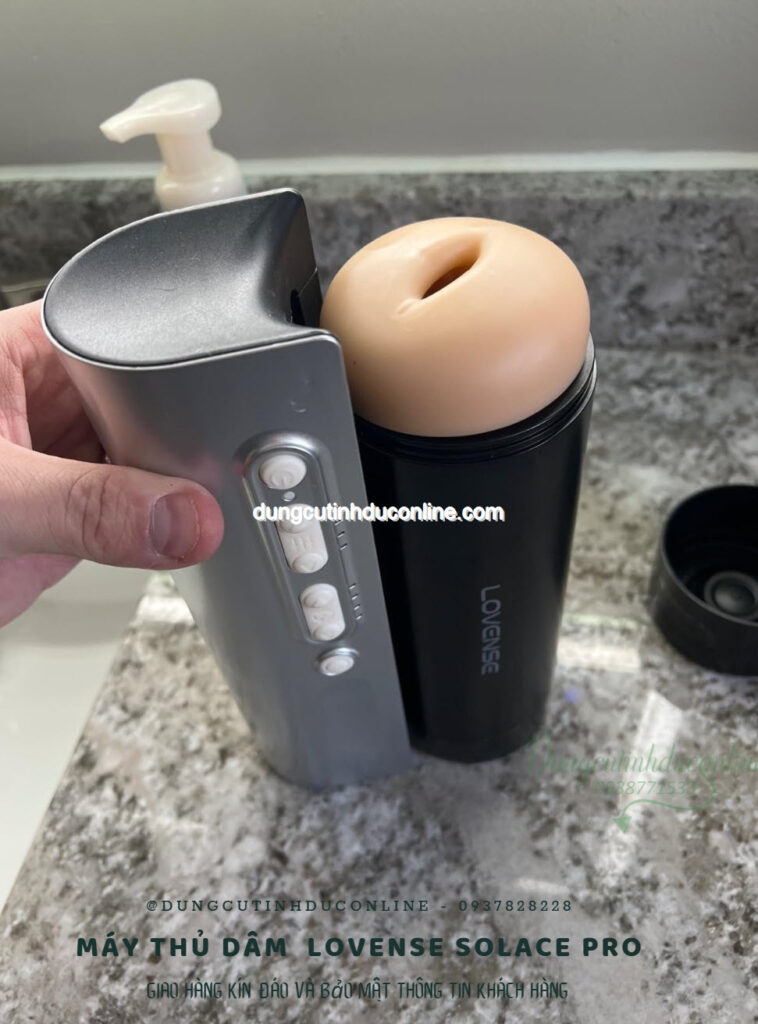Máy thủ dâm cao cấp Lovense Solace Pro Máy thủ dâm cao cấp Lovense Solace Pro