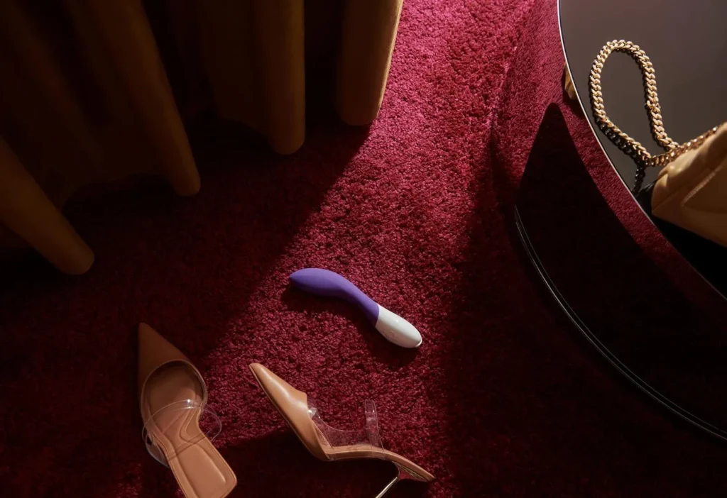 Đặt mua Lelo Mona 2 chính hãng tại DCTO